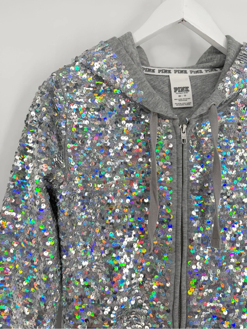 Pink Victorias Secret Sequin Hoodie Fashion Show 2013 - Picture 2 of 14